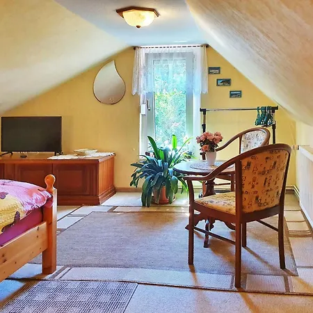 Schulz Ferienzimmer 1 Apartment *